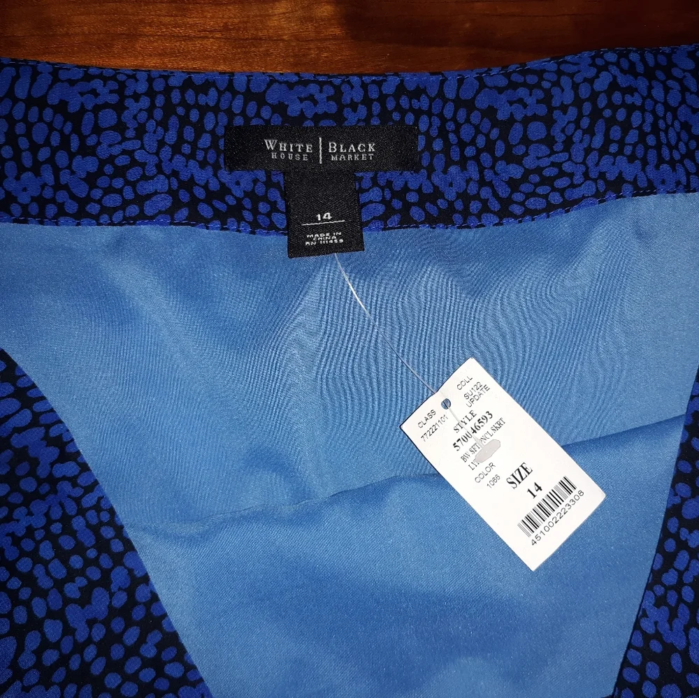 💣WHITE HOUSE BLACK MARKET NWT SKIRT SZ 14 - Picture 3 of 5